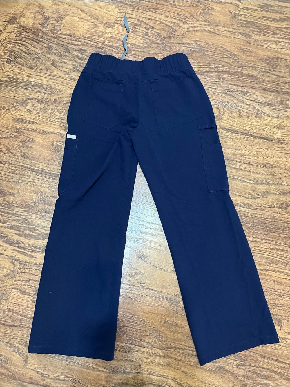 Bundle of 4 FIGS Navy Scrub Sets - Size Small - Picture 15 of 16